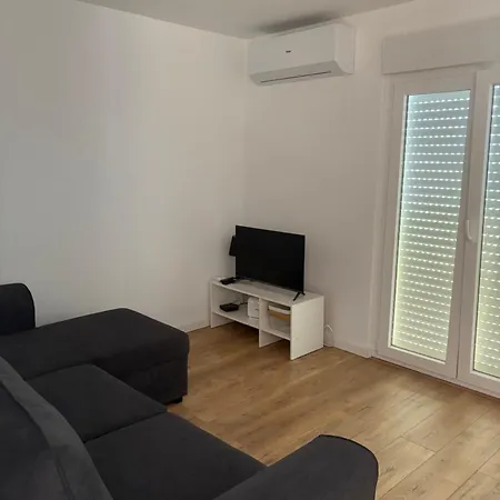 Costa Rooftop Apartman